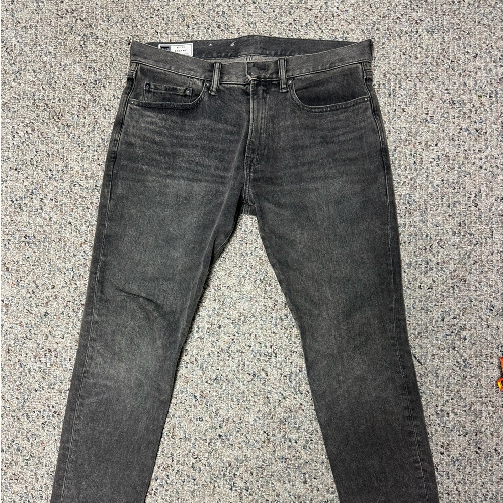 Men’s Gap grey jeans, size 32, skinny fit